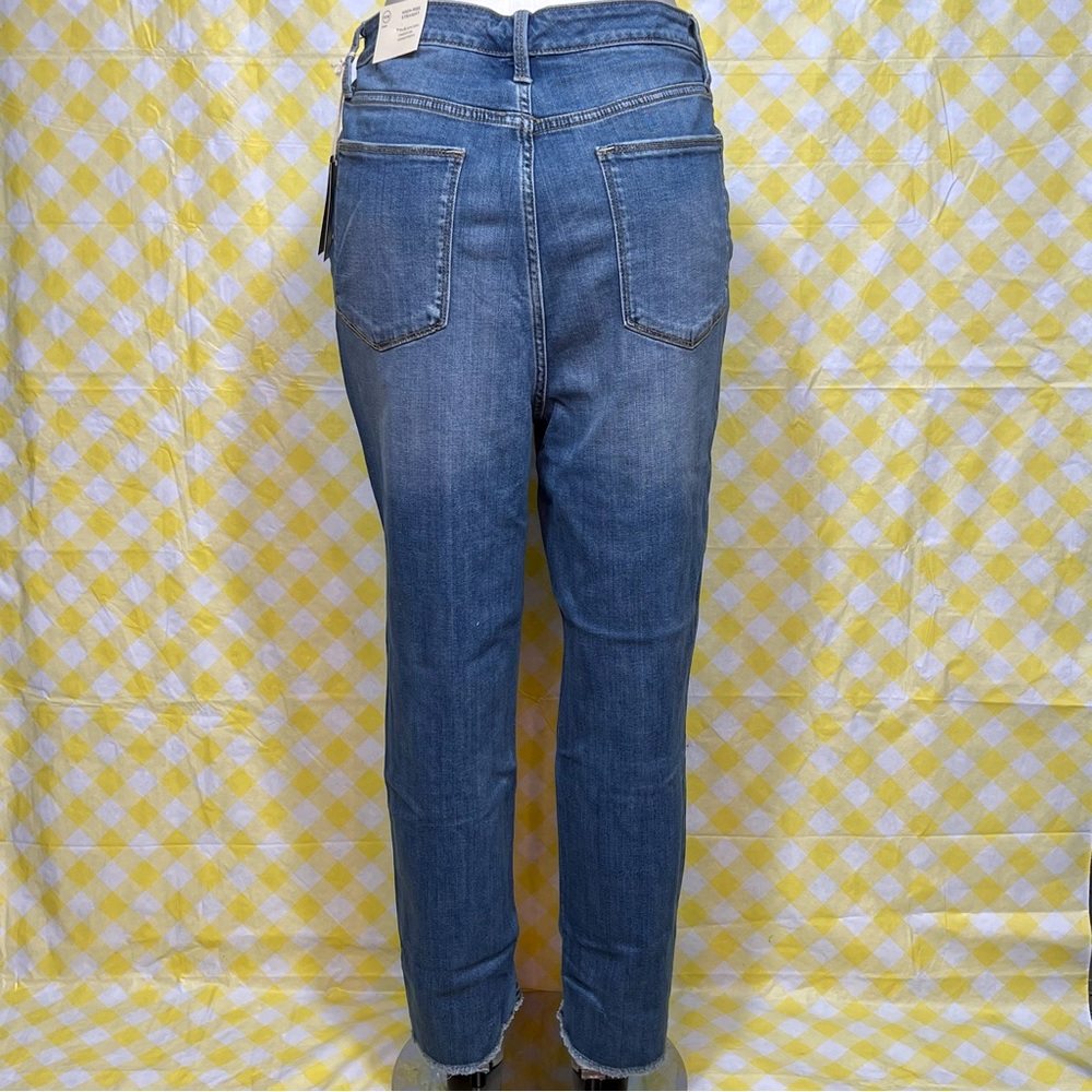 Universal Thread High Rise Straight Crop Distressed BlueJeans Women’s Sz.22W NWT - Picture 3 of 11